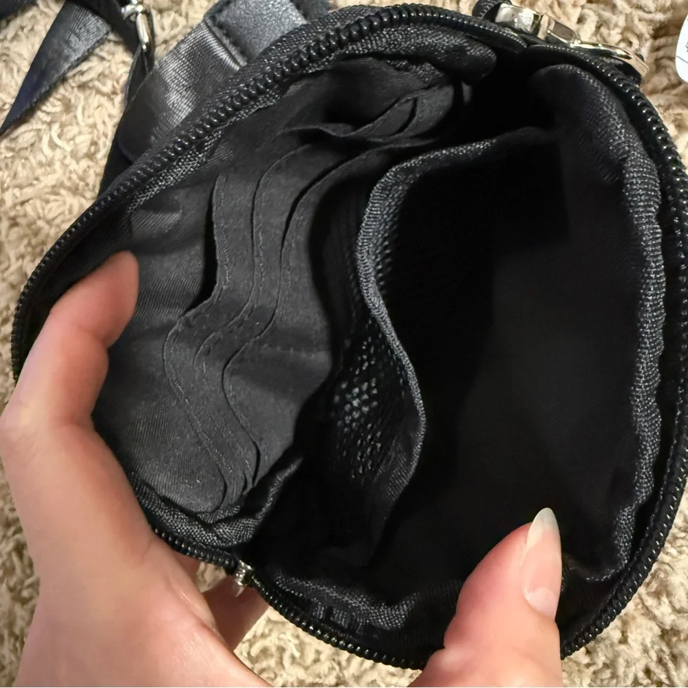 🏷️ 3 for $10 - NWOT - Crossbody Purse Pouch wristlet - Picture 12 of 15